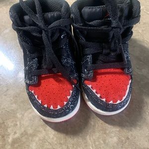 TODDLER JORDAN 1’s (SIEMPRE FAMILIA)